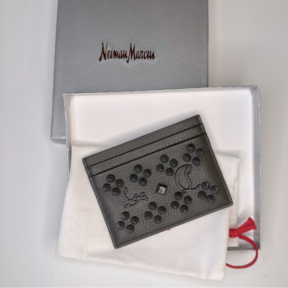🖤🔥SOLD-OUT COLOR🔥 Christian Louboutin Kios card holder in Charcoal🔥🖤